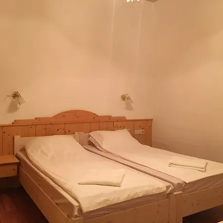 Guest house Gasthof Zum Hochfelln *