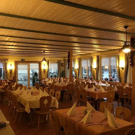 Gasthof Zum Hochfelln Guest house Bergen (Traunstein)