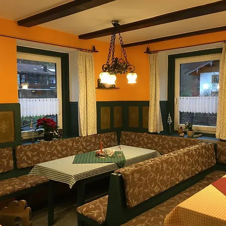 Gasthof Zum Hochfelln *